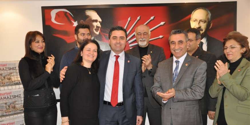 Engin Eren CHP İlçe Başkanlığına adaylığını açıkladı.